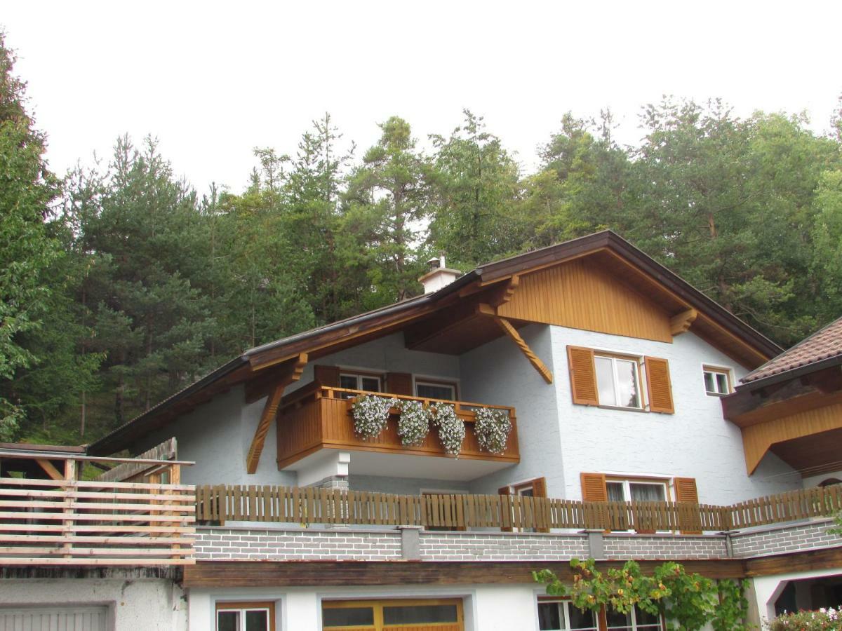 Ferienhaus Tschenett 임스트 외부 사진